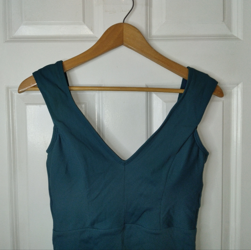 Jantzen Ribbed Tummy Control One-Piece Swimsuit Size 12 - Picture 6 of 14